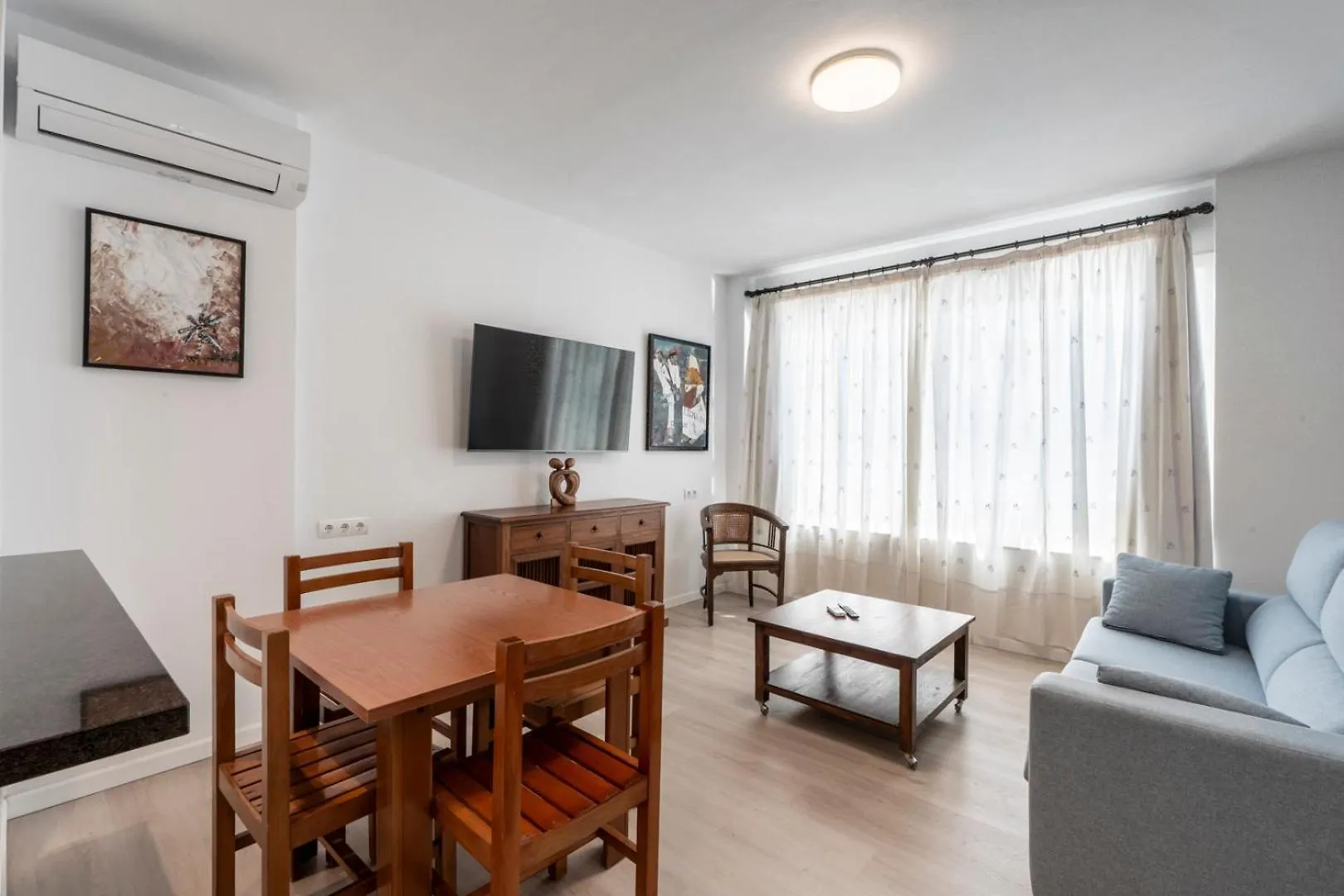 Apartamentos Cel Blau Santa Eulalia del Río 0*,